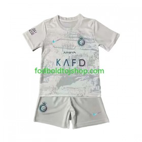 Al-Nassr Børn 3. Fodboldsæt 2023-24 S/S (+ Korte bukser)